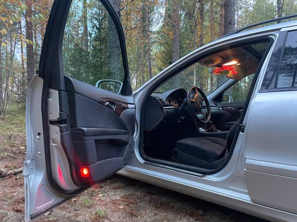 Mercedes-Benz 220 Tuusniemi - изображение 6