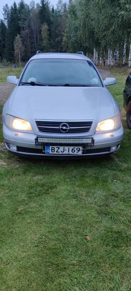 Opel Omega Oulu - valokuva 1