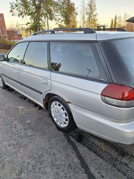 Subaru Legacy Tampere - valokuva 7