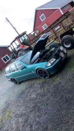 Mercedes-Benz 220 Merikarvia