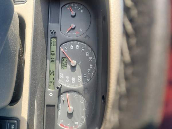 Volvo V70 Uurainen – foto 4