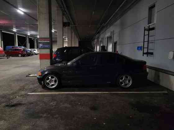 BMW 323 Куопио