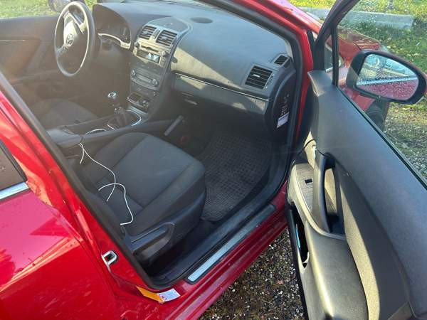 Toyota Avensis Laitila - photo 5
