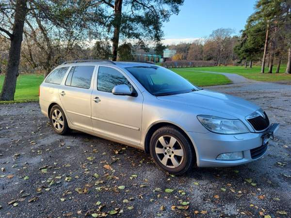 Skoda Octavia Tampere - photo 8