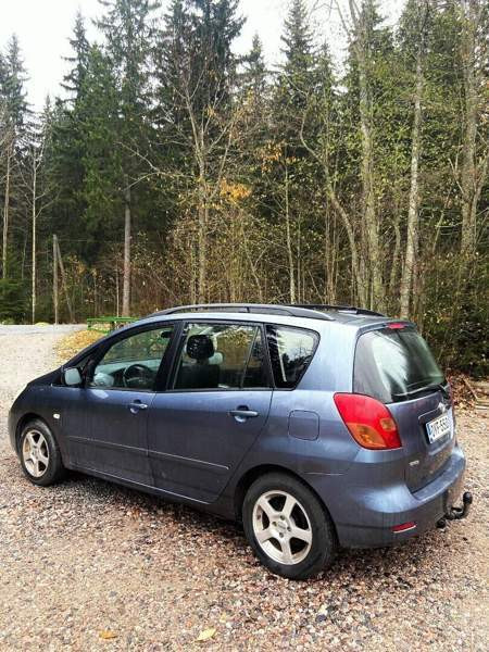 Toyota Corolla Verso Hollola - valokuva 1