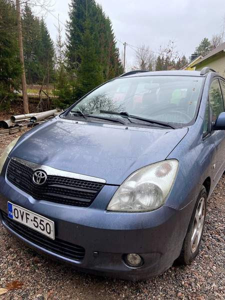 Toyota Corolla Verso Hollola - valokuva 2