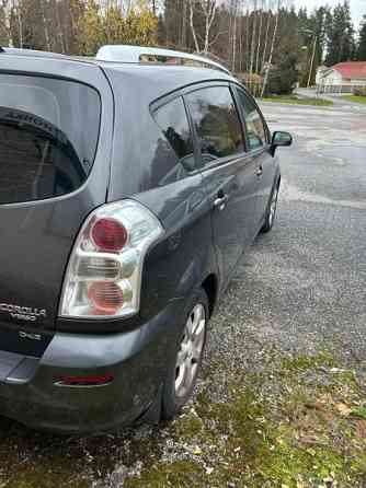 Toyota Corolla Verso Turtkul