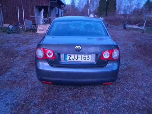 Volkswagen Jetta Turtkul - valokuva 3