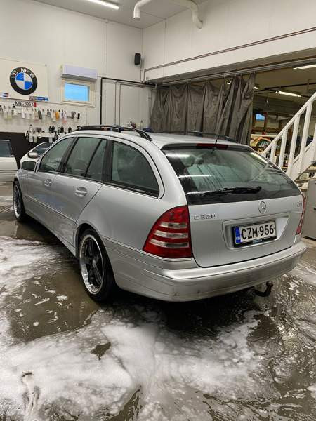 Mercedes-Benz 320 Nokia – foto 3