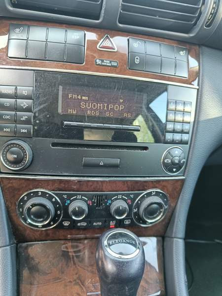 Mercedes-Benz 320 Nokia – foto 7