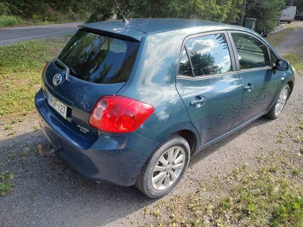 Toyota Auris Sastamala - изображение 4