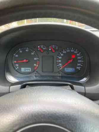 Volkswagen Golf Maentsaelae