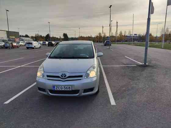 Toyota Corolla Verso Nurmijaervi