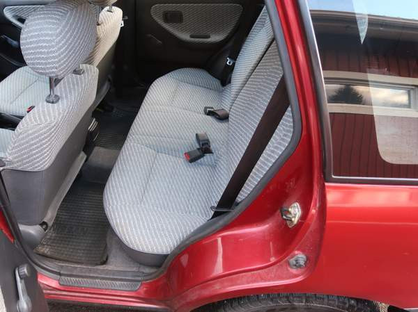 Nissan Sunny Нокиа - изображение 8