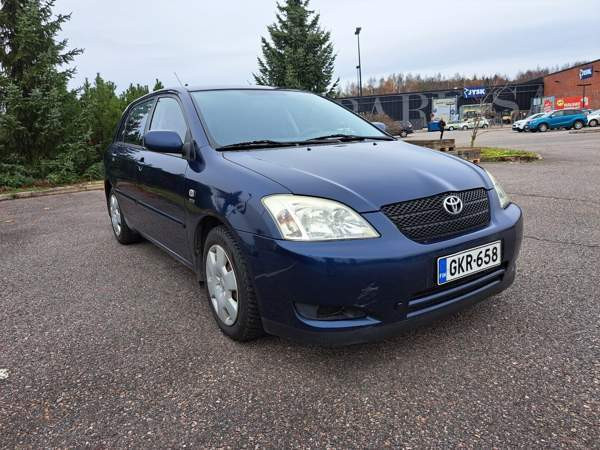 Toyota Corolla Sarov - valokuva 3