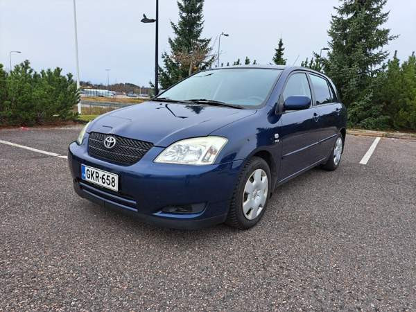 Toyota Corolla Sarov - valokuva 1