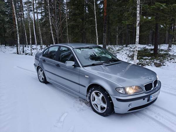 BMW 320 Lieksa - valokuva 2
