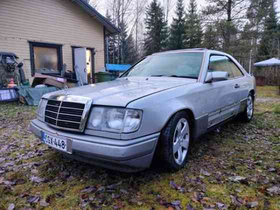 Mercedes-Benz 230 Nilsiä