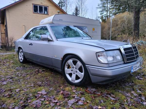 Mercedes-Benz 230 Nilsiä - photo 1