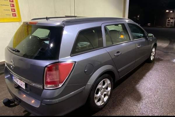 Opel Astra Espoo - valokuva 1