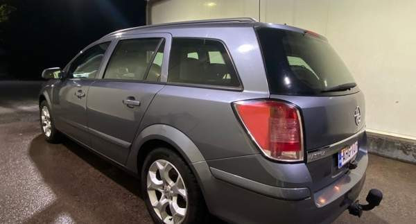 Opel Astra Espoo - valokuva 2