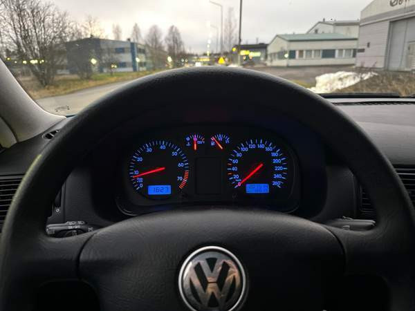 Volkswagen Golf Riihimäki - valokuva 8