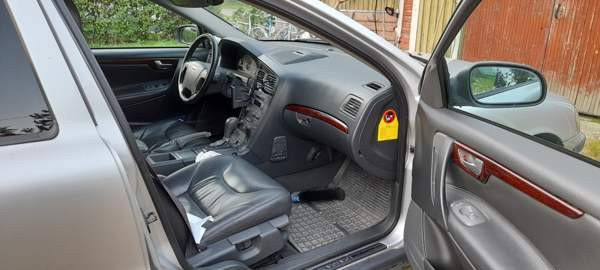 Volvo V70 Joensuu - valokuva 5