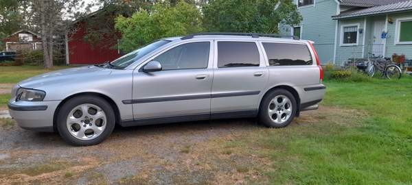 Volvo V70 Joensuu - valokuva 7