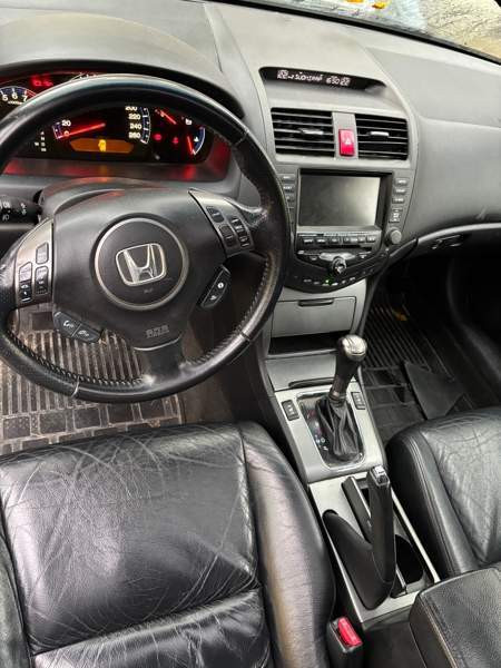 Honda Accord Jyväskylä - valokuva 8