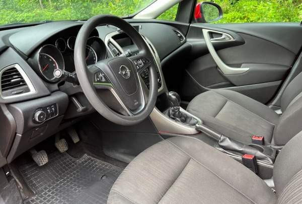 Opel Astra Keuruu – foto 6