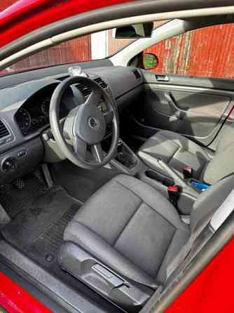 Volkswagen Golf Pöytyä