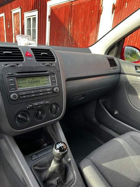 Volkswagen Golf Pöytyä - valokuva 8