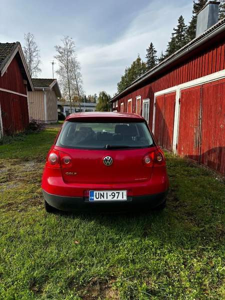Volkswagen Golf Pöytyä - valokuva 3