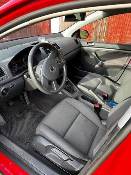Volkswagen Golf Pöytyä - valokuva 6