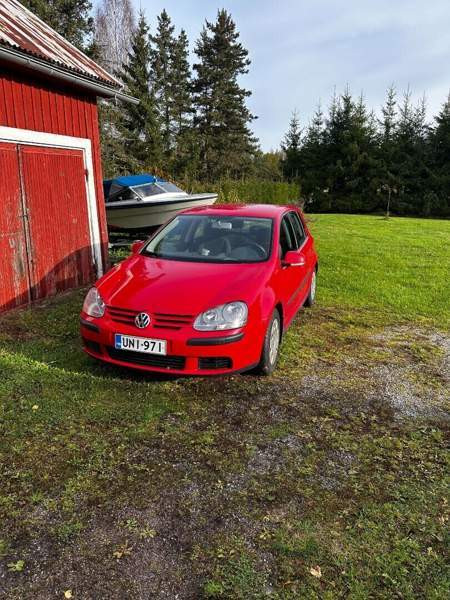 Volkswagen Golf Pöytyä - valokuva 1