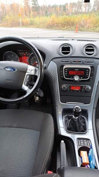 Ford Mondeo Glebychevo - valokuva 7