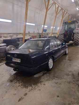 Mercedes-Benz 250 Maaninka