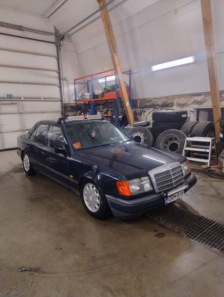 Mercedes-Benz 250 Maaninka - valokuva 3