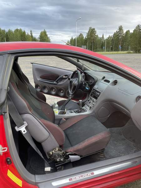 Toyota Celica Таксимо - изображение 8