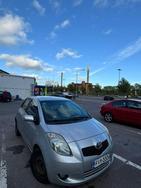 Toyota Yaris Helsinki - photo 3