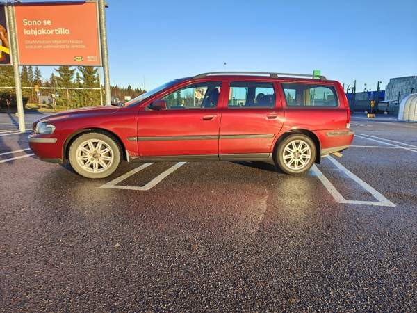 Volvo V70 Куопио - изображение 2