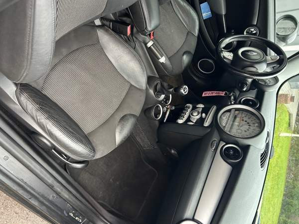 Mini Cooper Sarov - valokuva 5