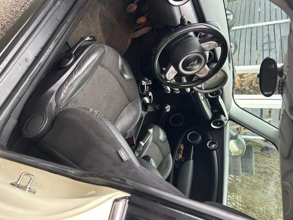 Mini Cooper Sarov - valokuva 4