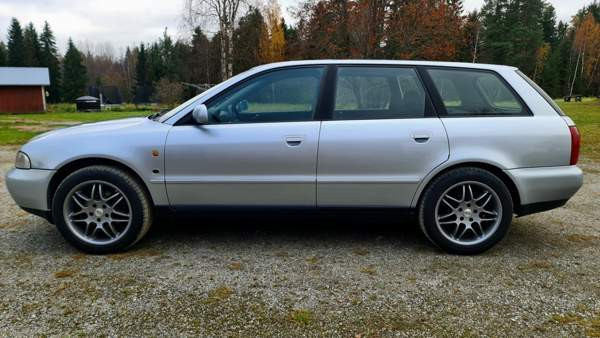 Audi A4 Alavus - valokuva 2