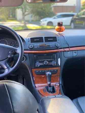 Mercedes-Benz E Tampere