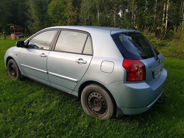 Toyota Corolla Hämeenlinna - valokuva 3