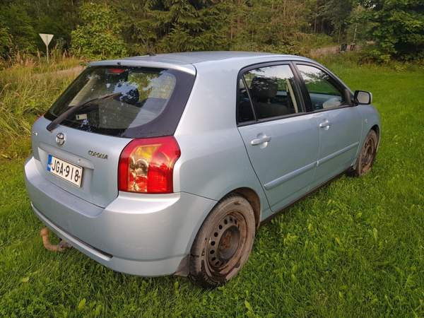 Toyota Corolla Hämeenlinna - valokuva 5