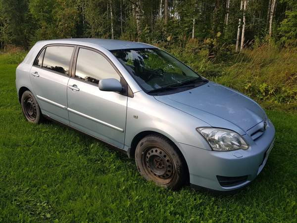 Toyota Corolla Hämeenlinna - valokuva 7