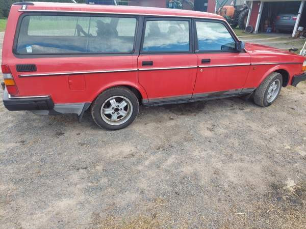 Volvo 240 Kangasniemi - valokuva 4