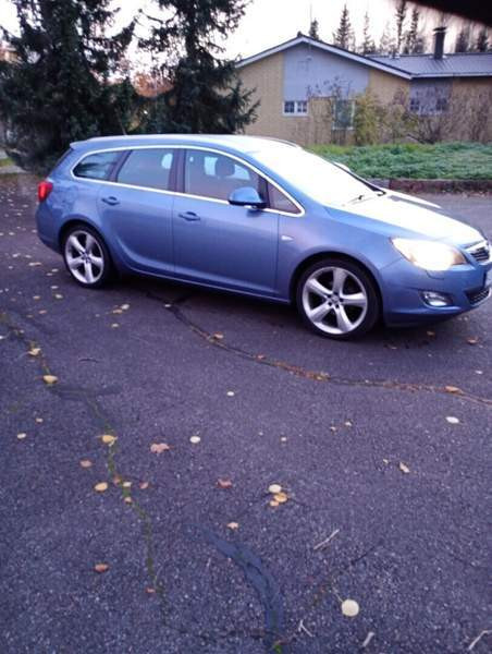 Opel Astra Коувола - изображение 3